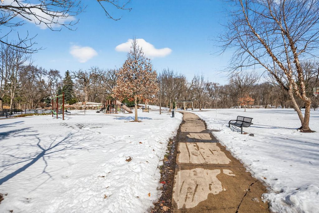 Photo of 1946 Chatsworth Street N, Roseville, MN 55113 (MLS # 7006244)