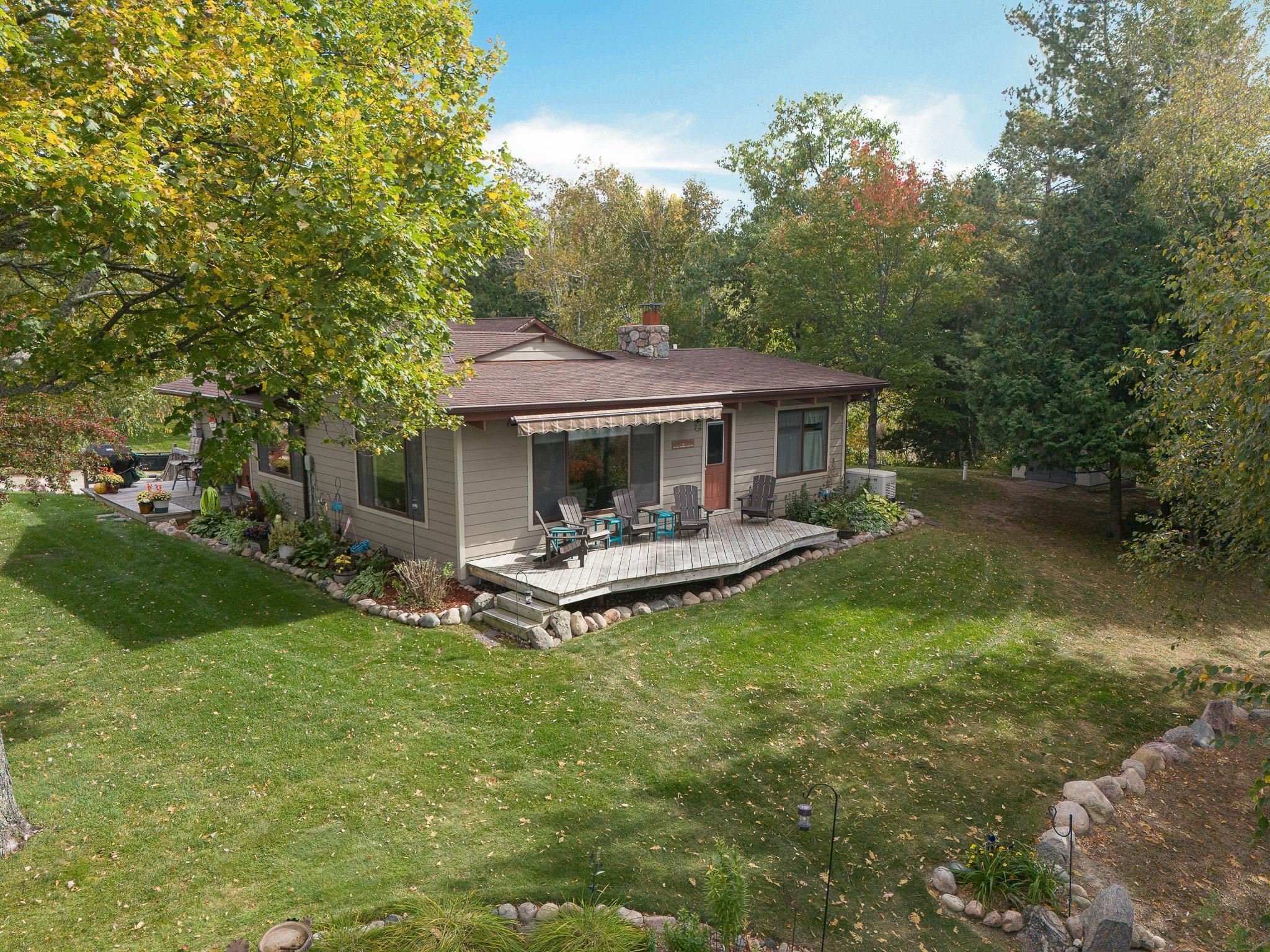 6823 Re Echo Ridge Drive NE