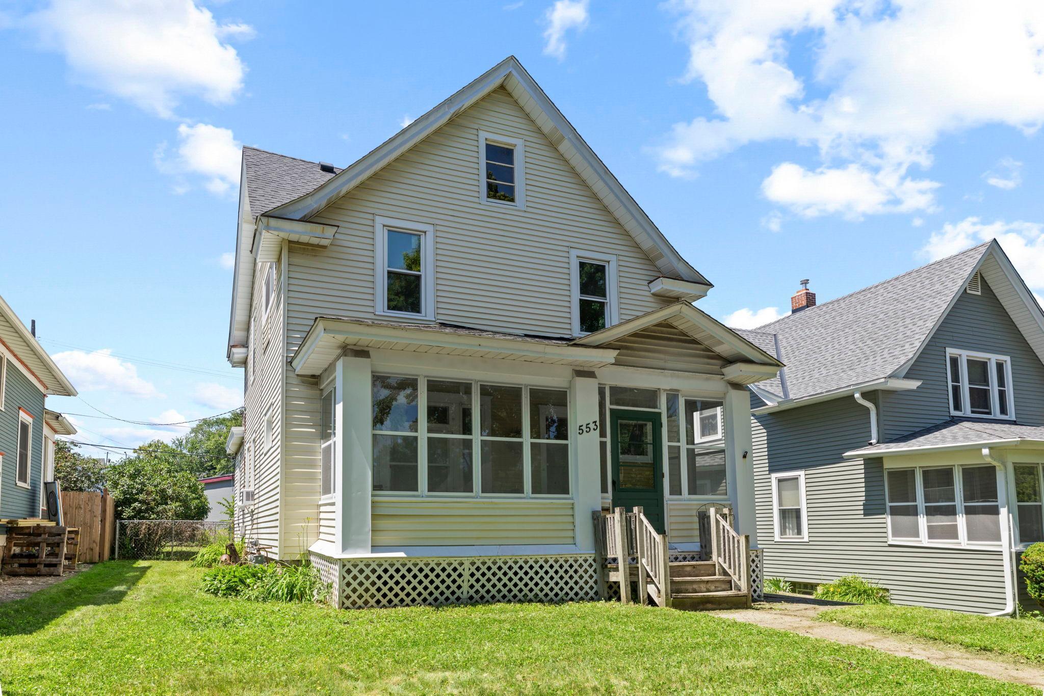 553 Manomin Avenue