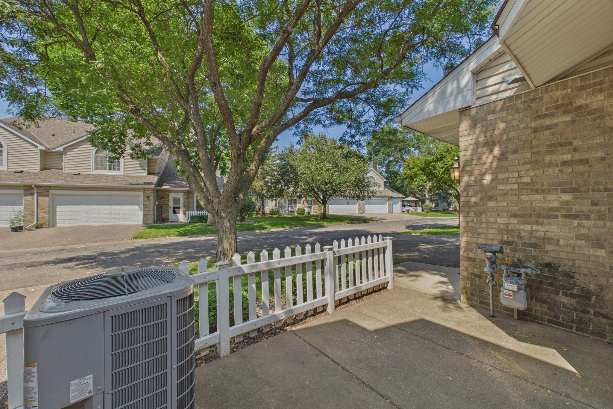 1744 Maple Court