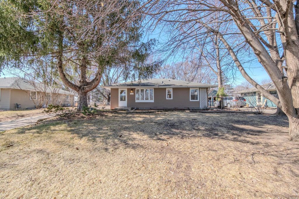 Photo of 8622 Granada Avenue S, Cottage Grove, MN 55016 (MLS # 7043774)