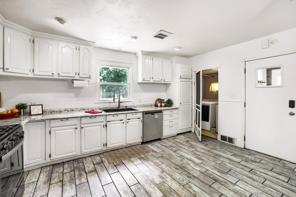 Photo of 23820 Main Street, Hampton, MN 55031 (MLS # 7097247)