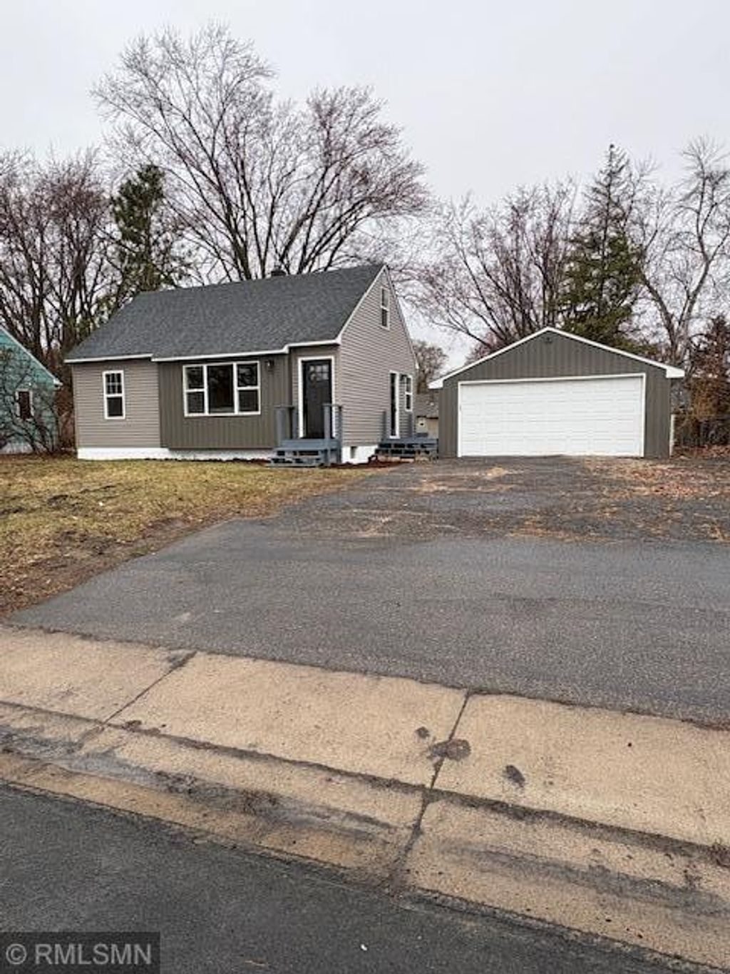 Photo of 21 Inner Drive, Circle Pines, MN 55014 (MLS # 7048934)