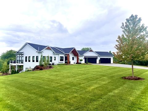 9551 230th Street E Lakeville MN 55044