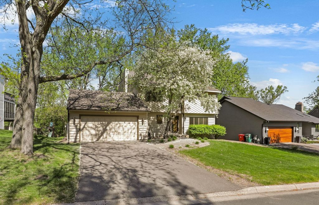 Photo of 7930 Rhode Island Circle, Bloomington, MN 55438 (MLS # 7007532)