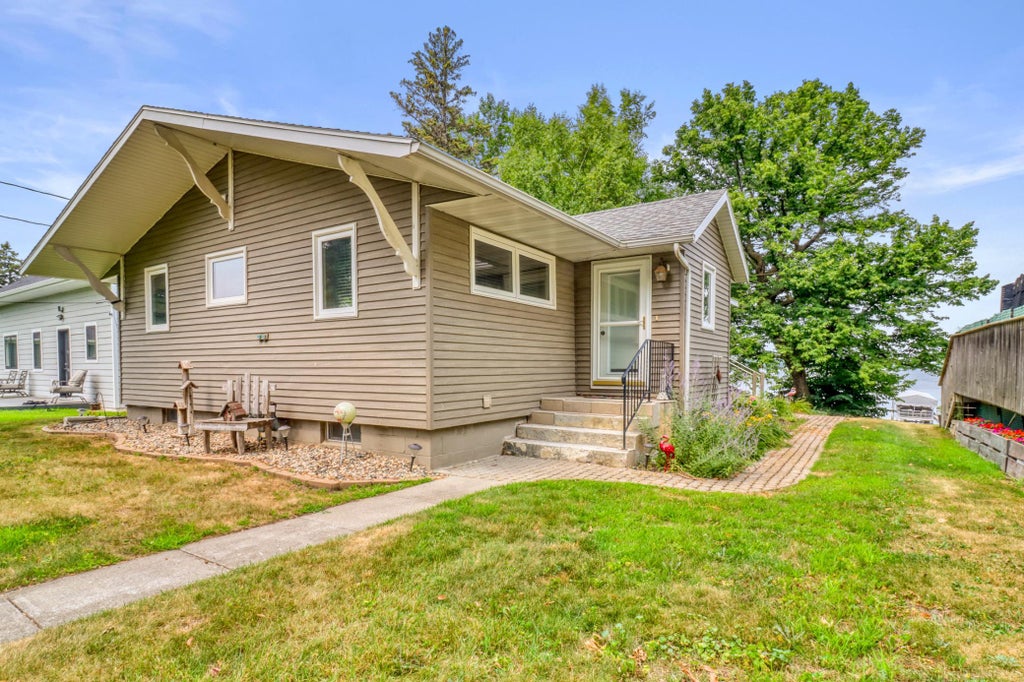 Photo of 672 S Shore Drive, Detroit Lakes, MN 56501 (MLS # 7118447)