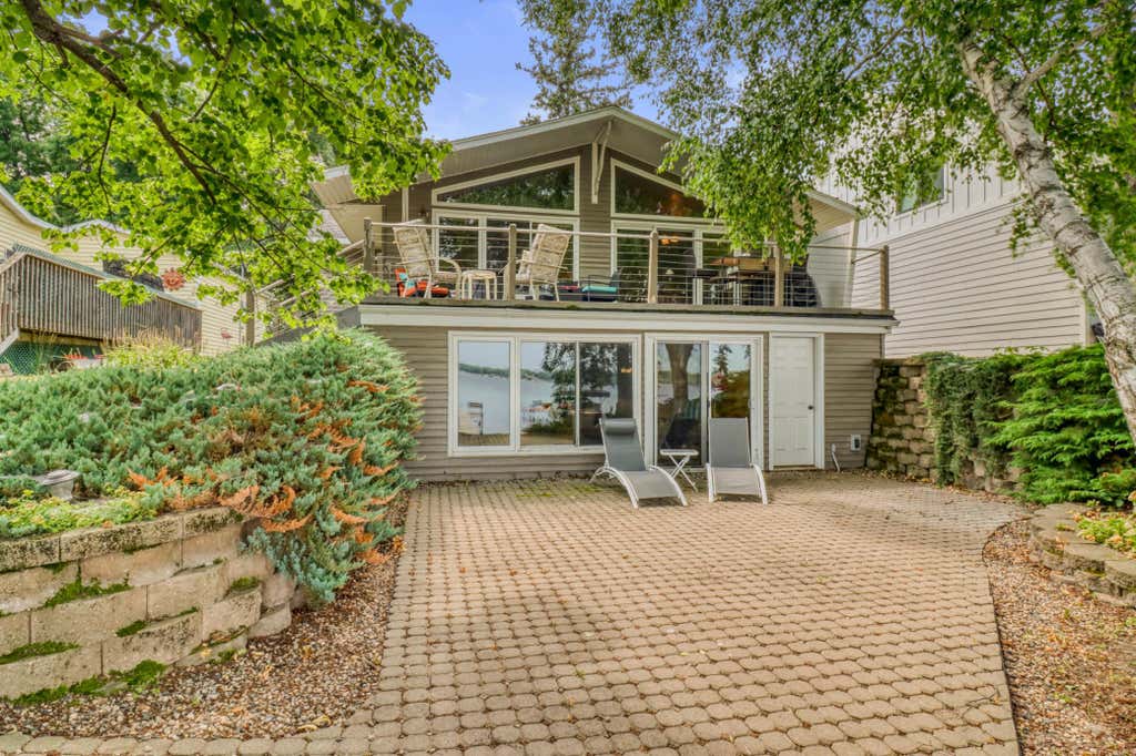 Photo of 672 S Shore Drive, Detroit Lakes, MN 56501 (MLS # 7118447)