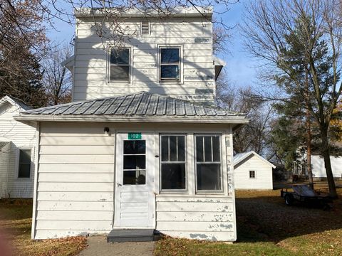 Photo of 102 Main Street, Myrtle, MN 56036 (MLS # 6625617)