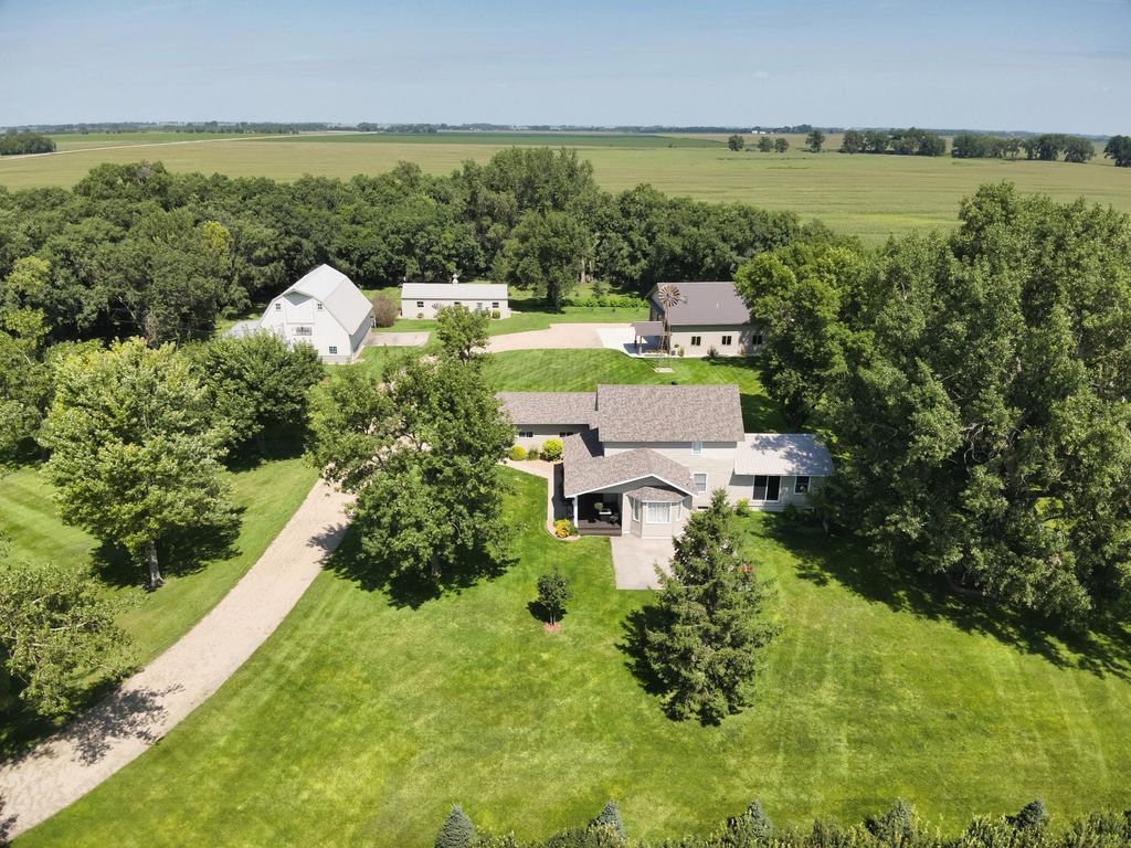 Photo of 15304 County Road 11, Herman, MN 56248 (MLS # 7030327)