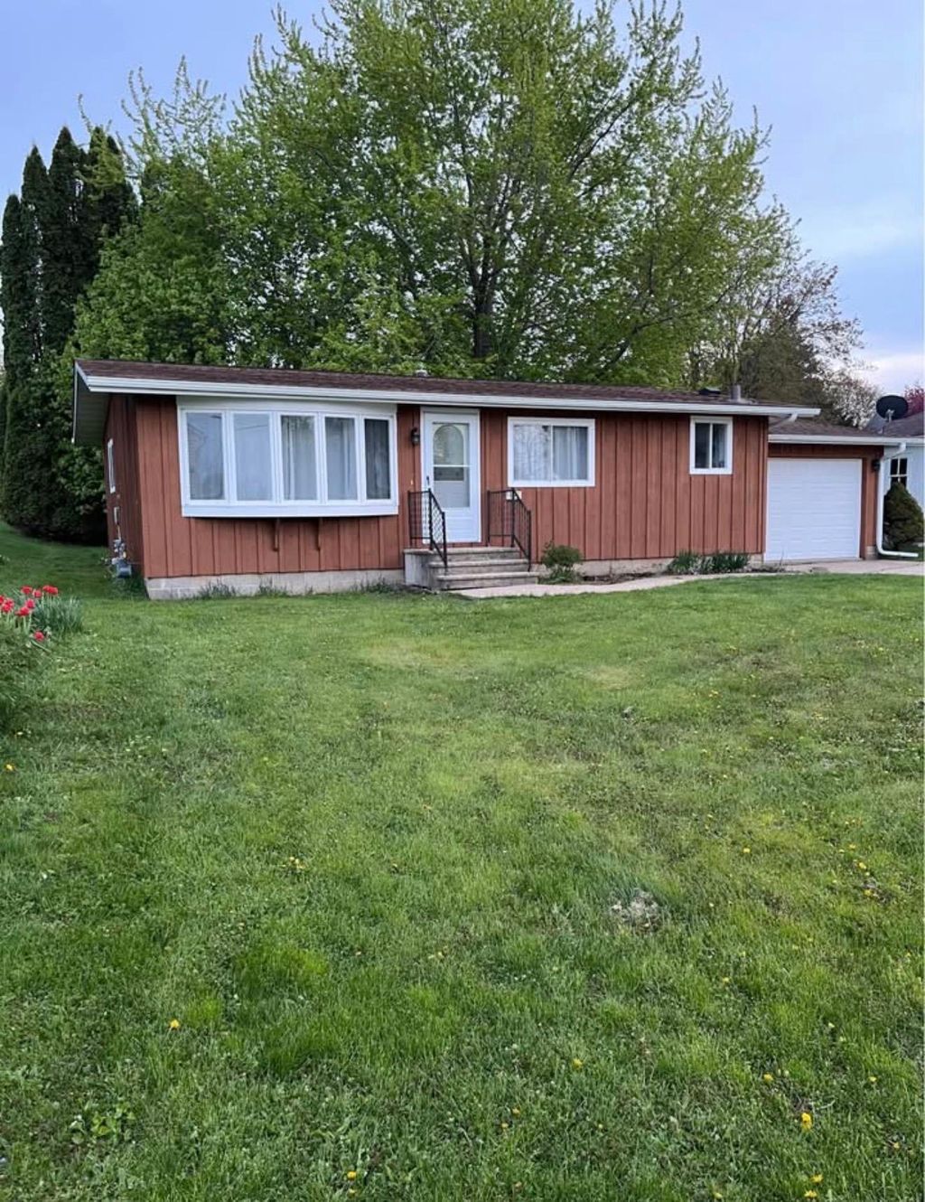 Photo of 322 W Prairie Avenue, Mabel, MN 55954 (MLS # 7077369)