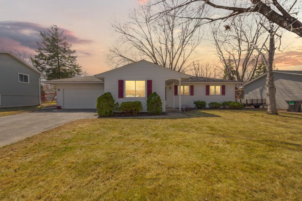 Photo of 2042 Bluestone Lane, Eagan, MN 55122 (MLS # 7051918)