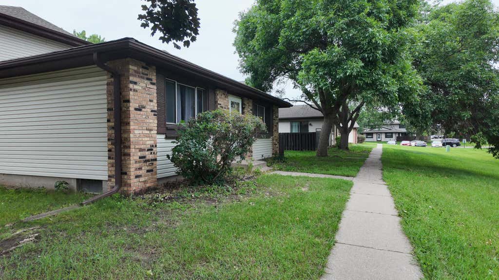 Photo of 6416 83rd Court N, Brooklyn Park, MN 55445 (MLS # 7101144)