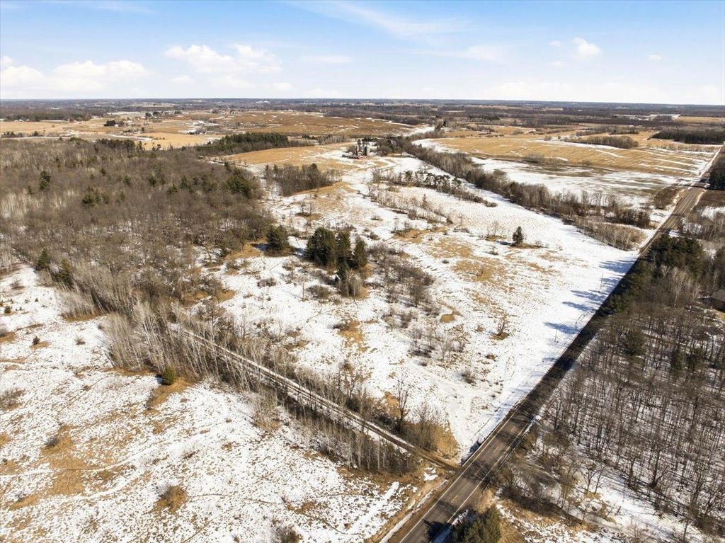 Photo of 2336 235th St St, Deer Park, WI 54007 (MLS # 7028793)