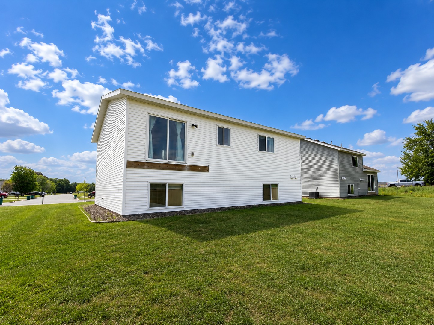 230 Pine Tree Road S