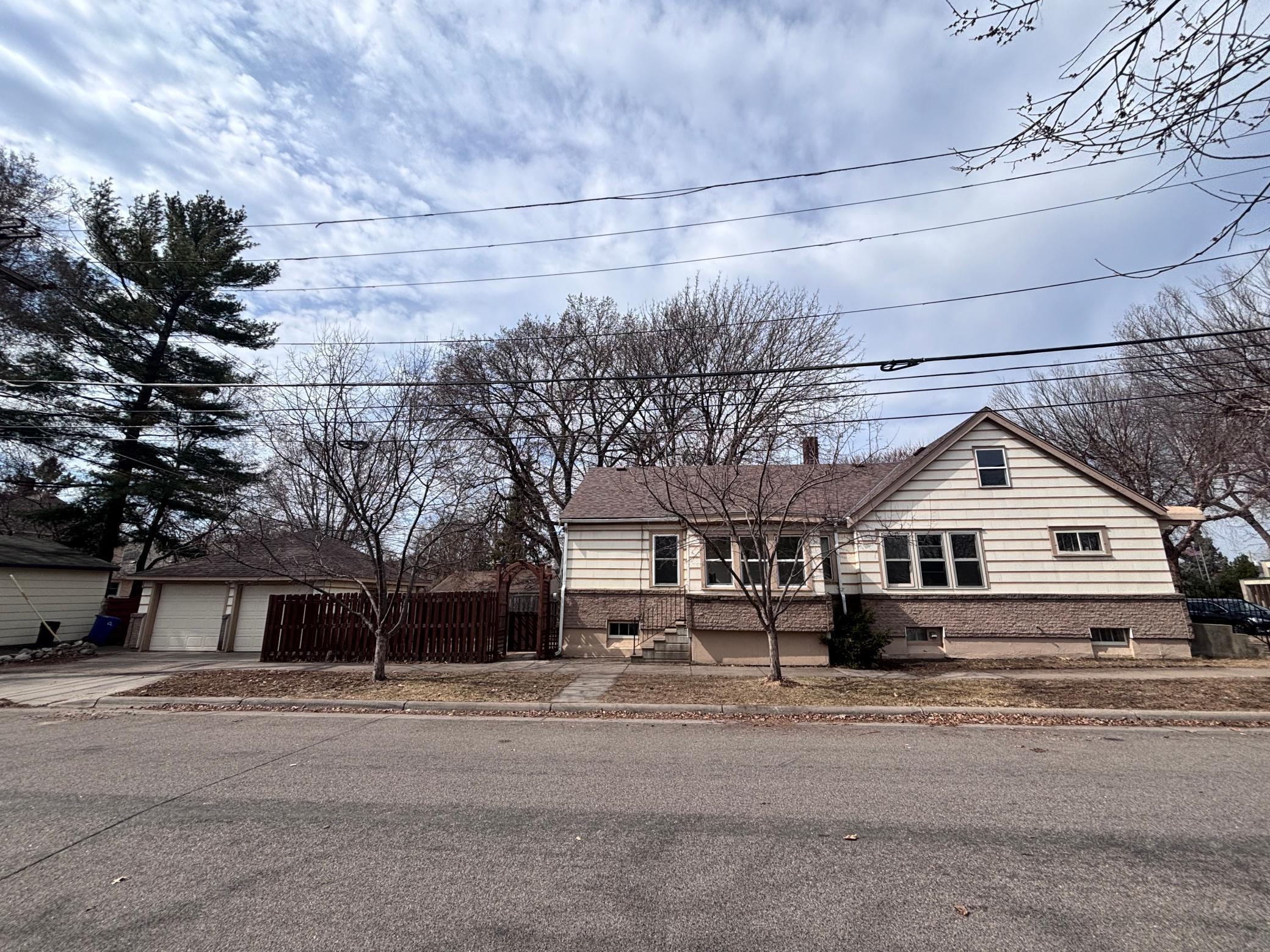 1282 Lafond Avenue