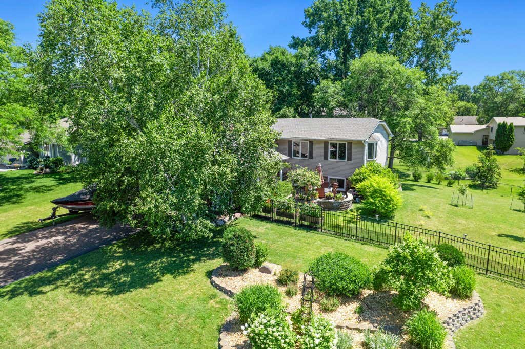 Photo of 11825 44th Avenue N, Plymouth, MN 55442 (MLS # 7105825)