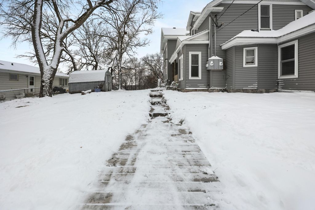 Photo of 810 2nd Avenue N, Sauk Rapids, MN 56379 (MLS # 6823473)