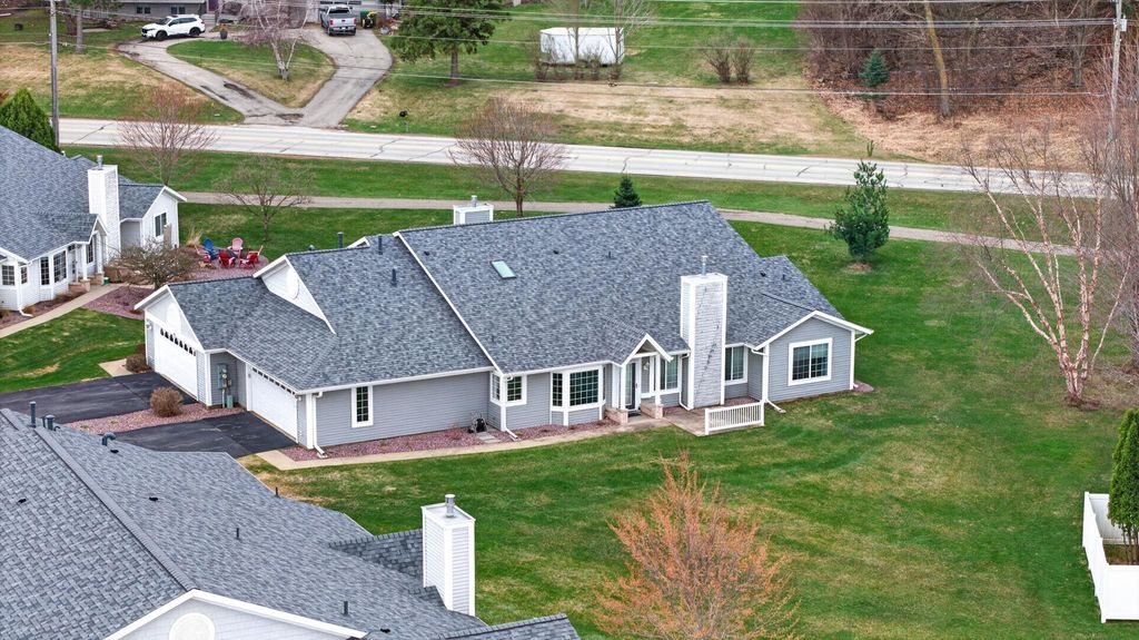 Photo of 1951 Tiffany Cove Lane SW, Rochester, MN 55902 (MLS # 7050017)