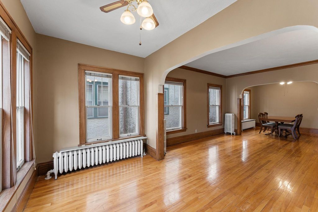 Photo of 3133 Girard Avenue S #1, Minneapolis, MN 55408 (MLS # 7068408)