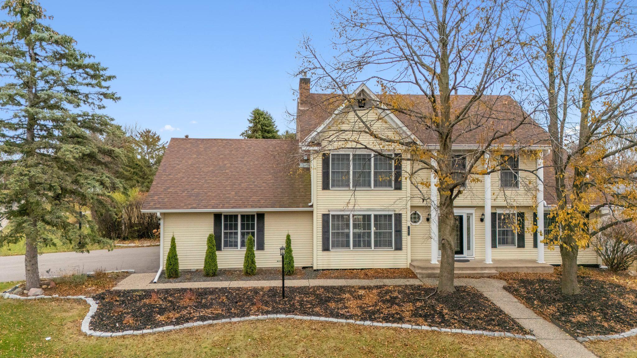 1062 Autumn Bay