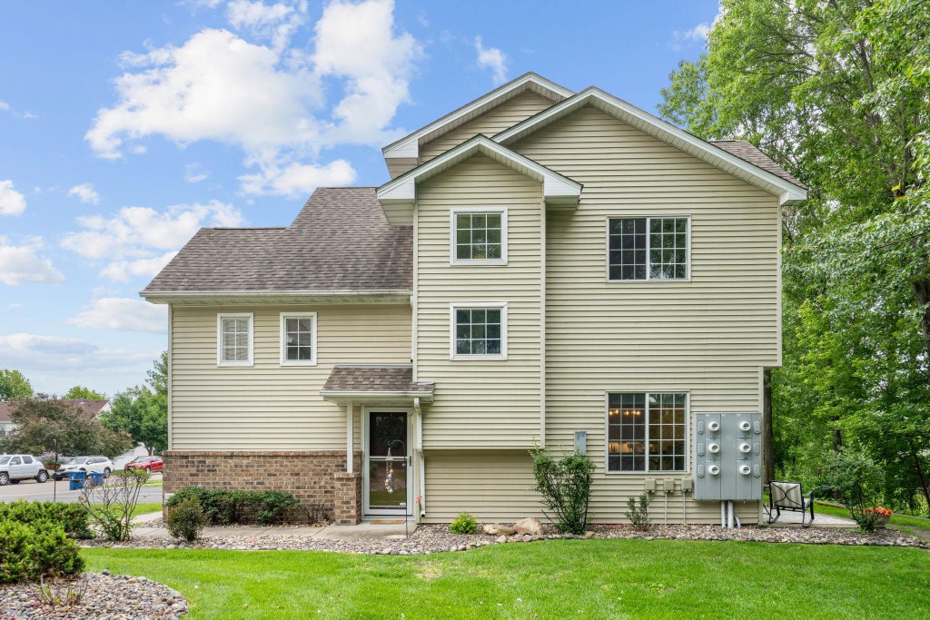 Photo of 1711 Elm Street, White Bear Lake, MN 55110 (MLS # 7097309)