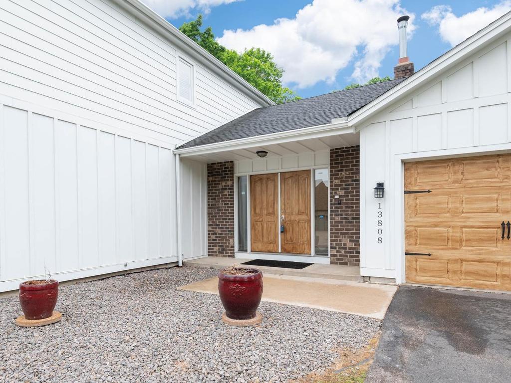 13808 Frontier Lane