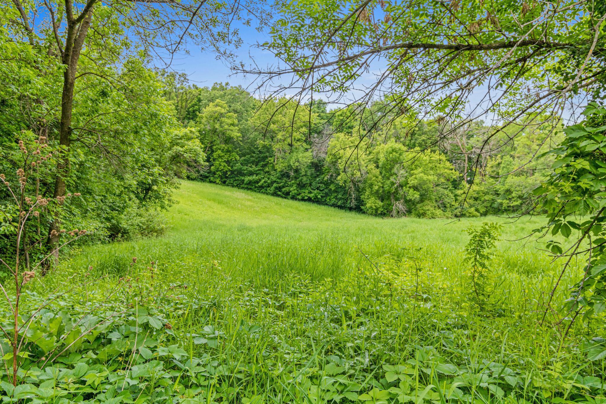 2565 Highland Road