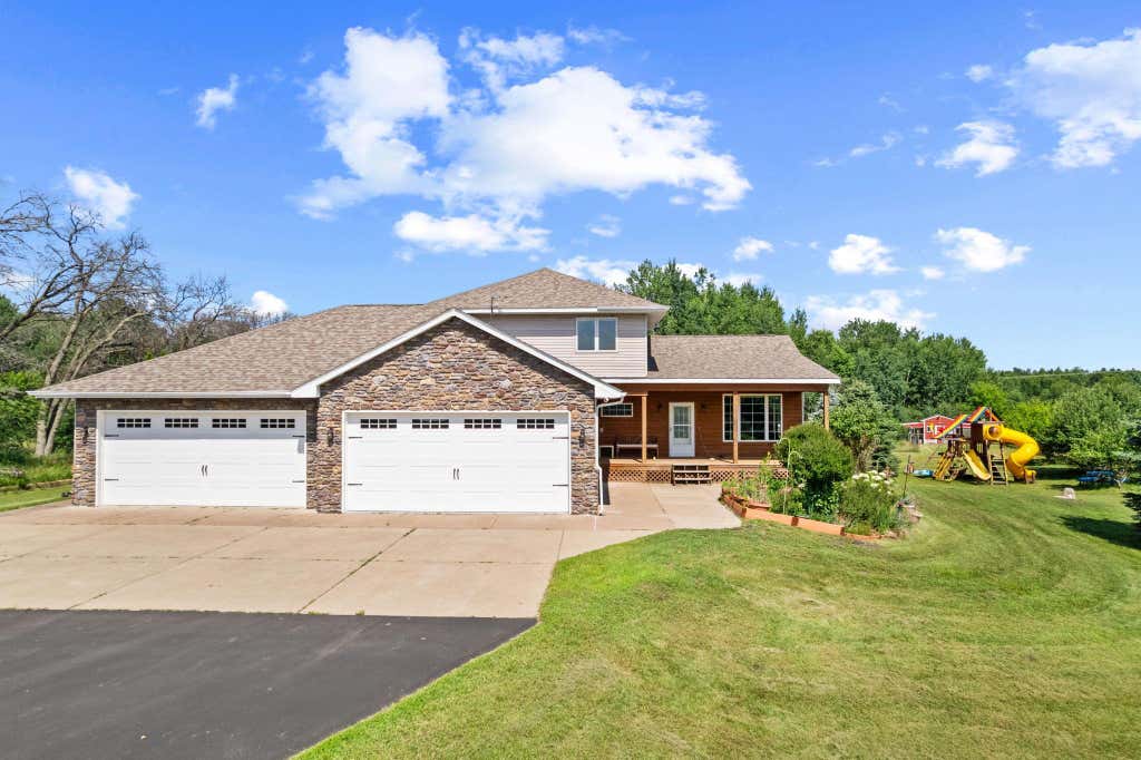 Photo of 4709 358th Street, North Branch, MN 55056 (MLS # 7109908)