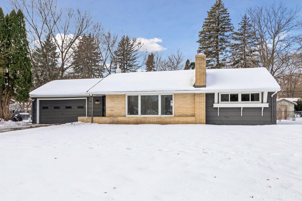 Photo of 3767 Van Dyke Street, White Bear Lake, MN 55110 (MLS # 7001005)