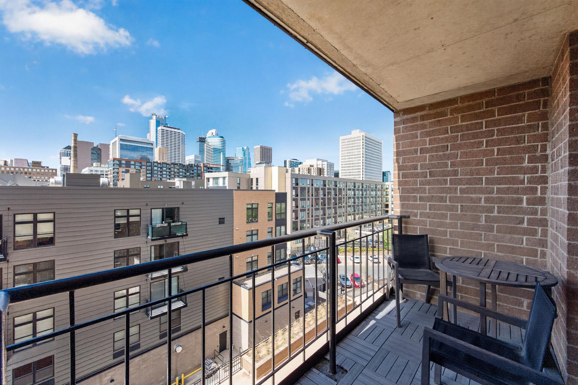 401 S 1st Street 518