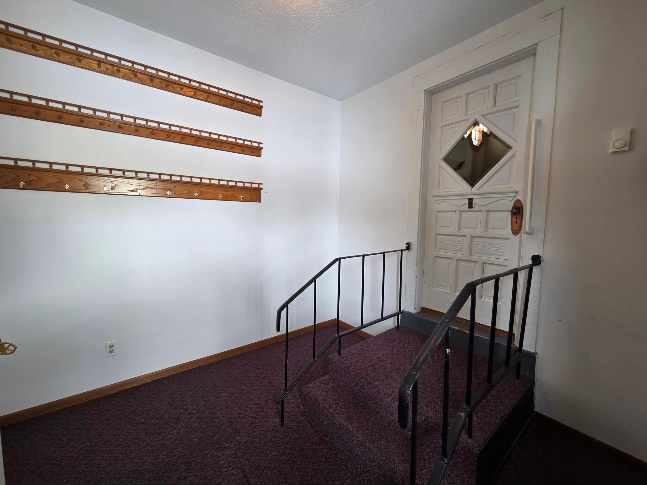 107 Lincoln Avenue NW