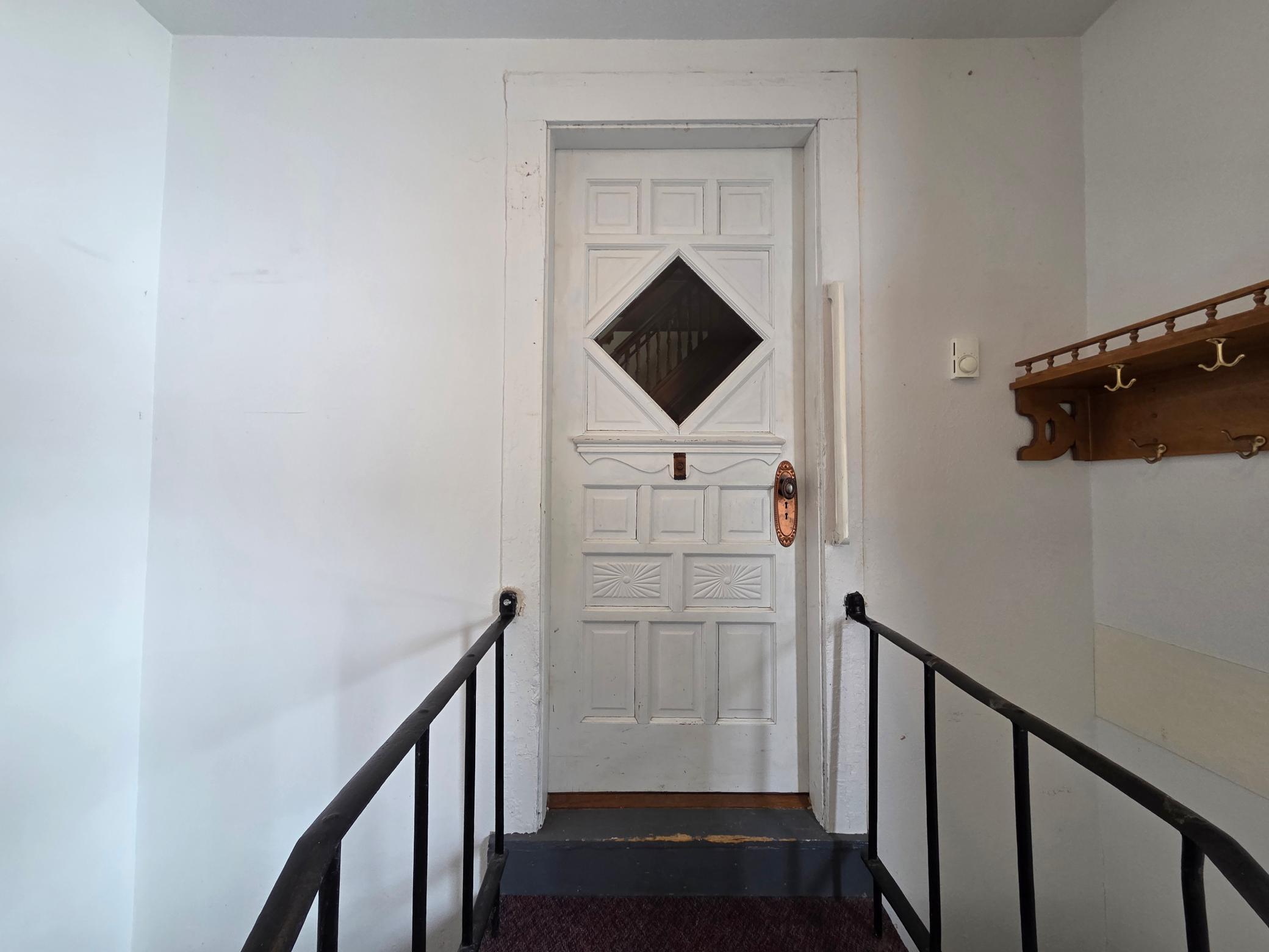 107 Lincoln Avenue NW