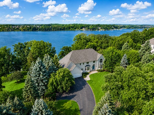 1355 BAVARIAN SHORES DR, CHASKA, MN 55318 - Image 0879a9eb59ad0f651f5bc00e2b2b3c4a/3674413769