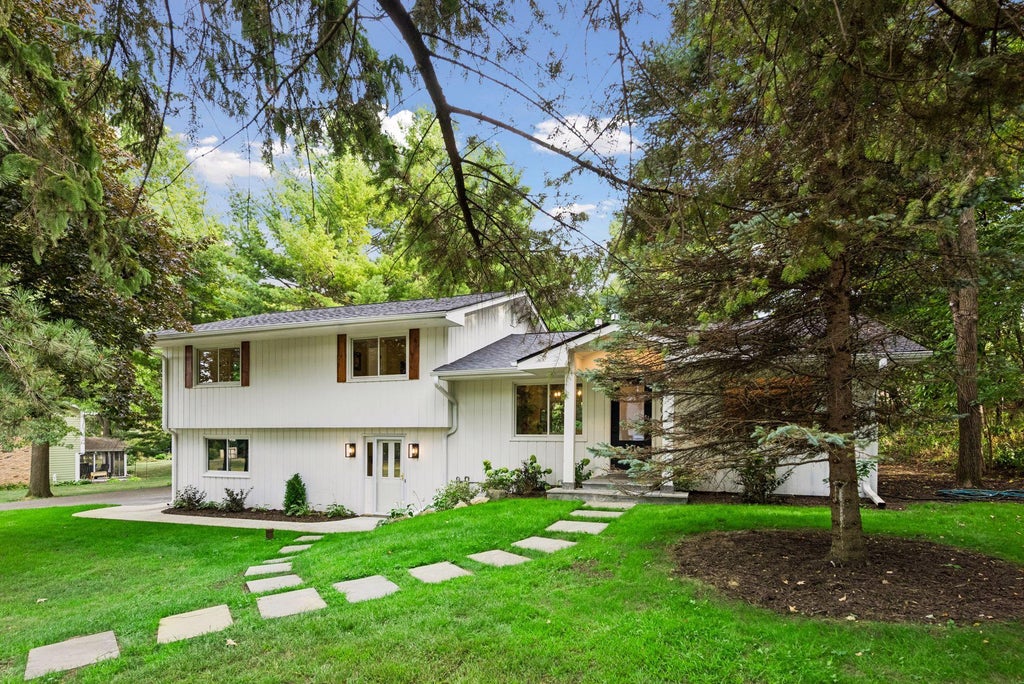 Photo of 18065 Berry Lane, Wayzata, MN 55391 (MLS # 7135753)