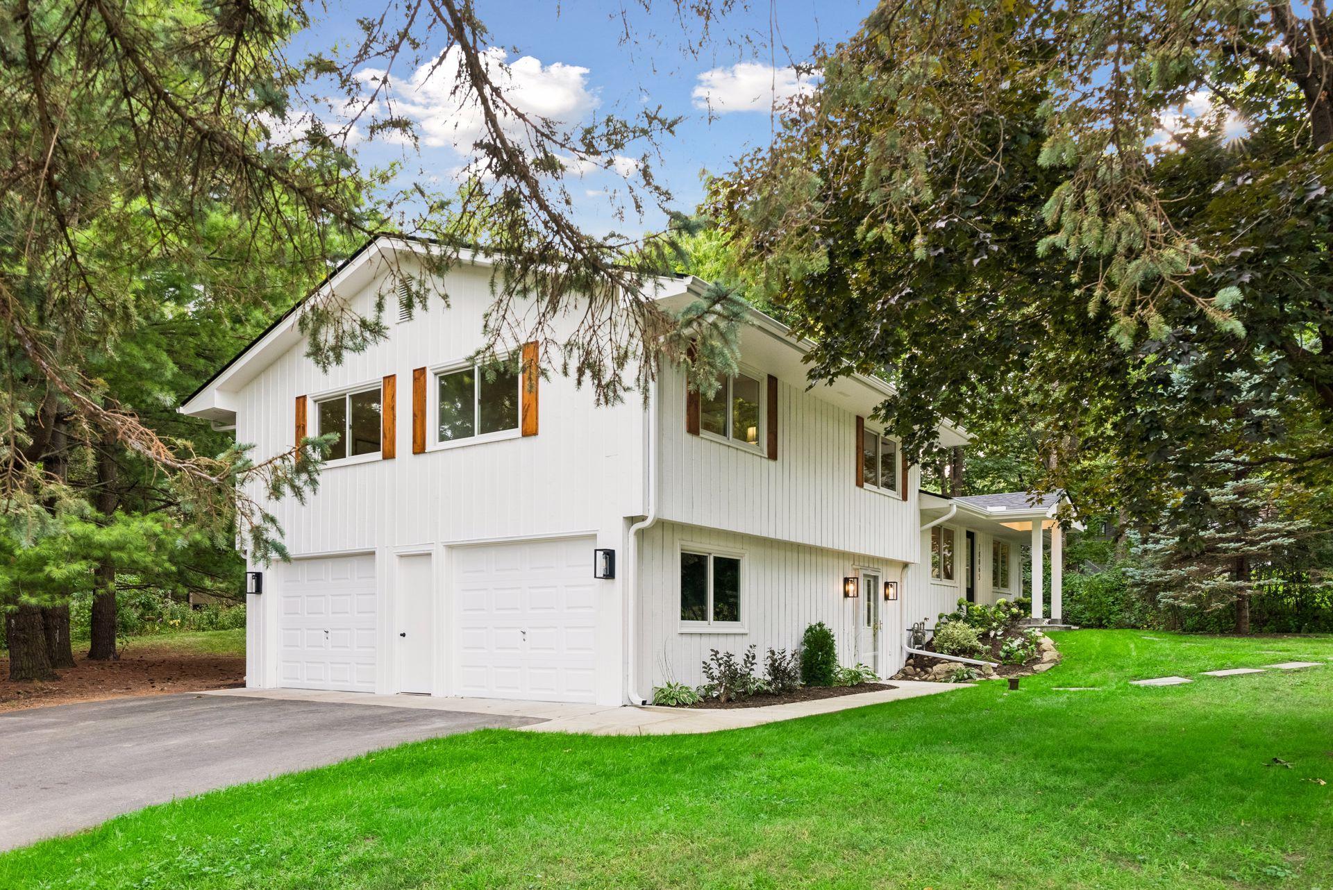 18065 Berry Lane