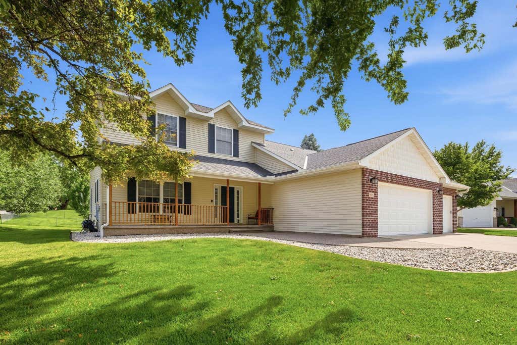 Photo of 955 Park Drive, Belle Plaine, MN 56011 (MLS # 7123352)