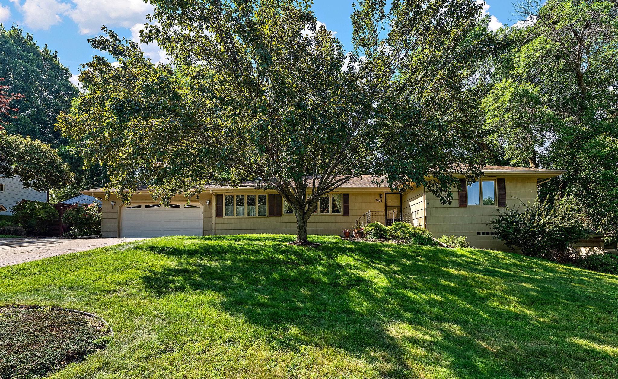 1905 W 140th Street