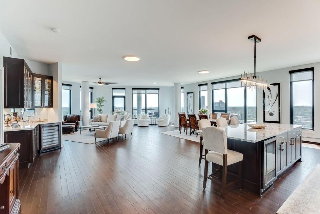 Photo of 1240 S 2nd Street #1601, Minneapolis, MN 55415 (MLS # 7058435)