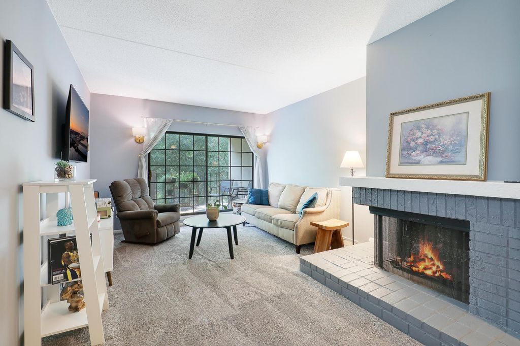 Photo of 6650 Vernon Avenue S #407, Minneapolis, MN 55436 (MLS # 7039708)