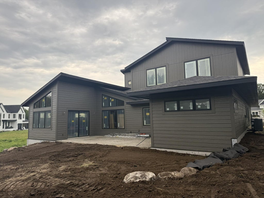 Photo of 719 Ensconced Way, Chaska, MN 55318 (MLS # 7136388)