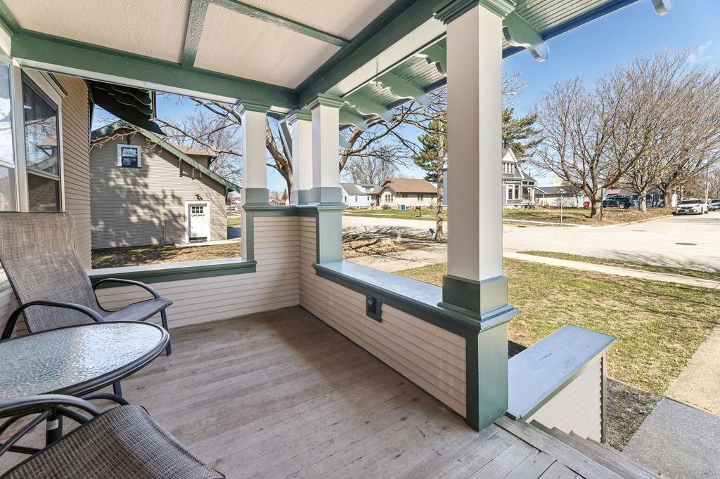 Photo of 300 5th Street SW, Plainview, MN 55964 (MLS # 7053648)