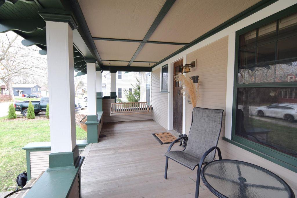 Photo of 300 5th Street SW, Plainview, MN 55964 (MLS # 7053648)