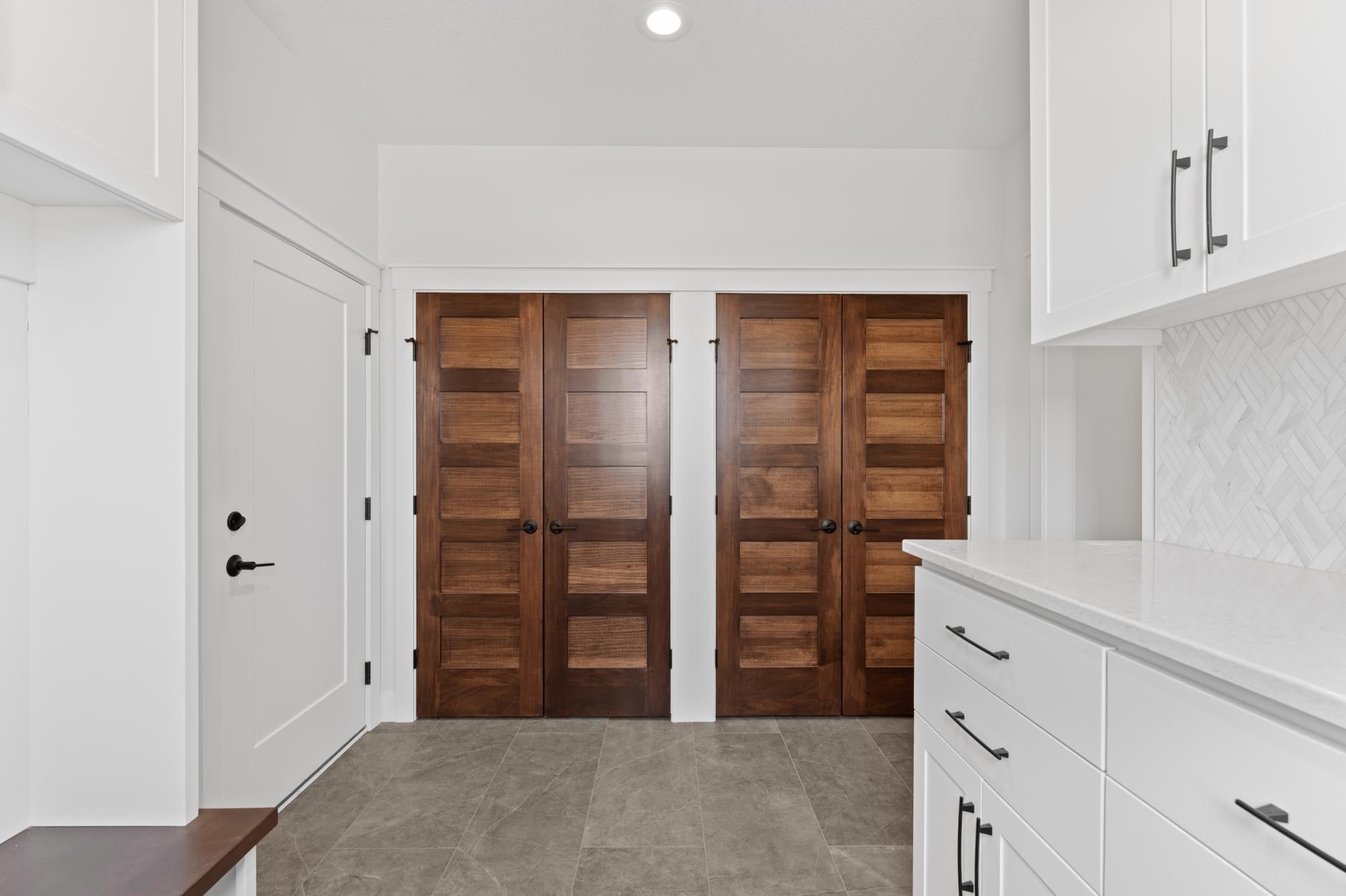Rochester, Minnesota, 55901, United States, 4 Bedrooms Bedrooms, ,4 BathroomsBathrooms,Residential,Active,2037566
