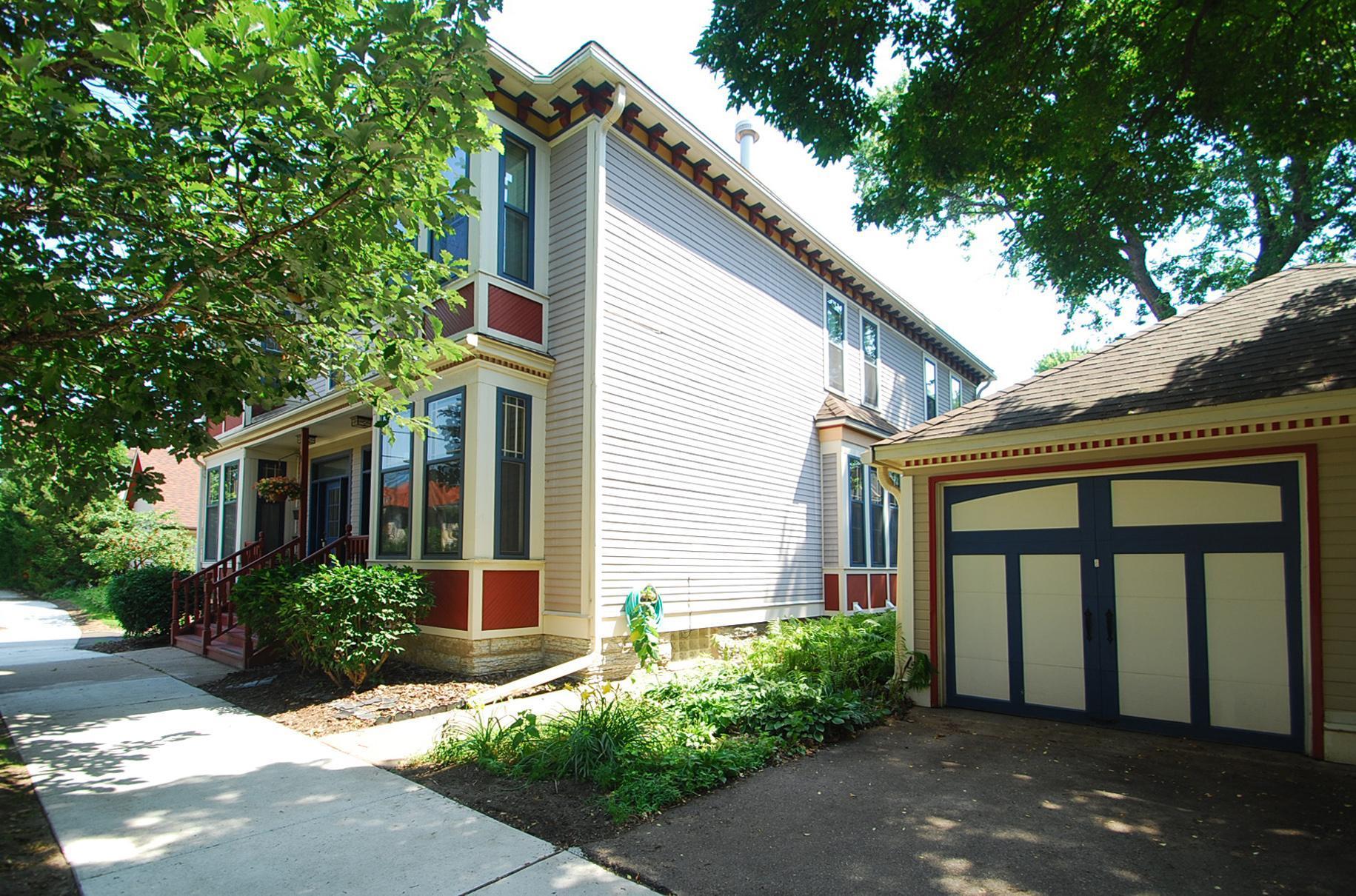 214 Mackubin Street