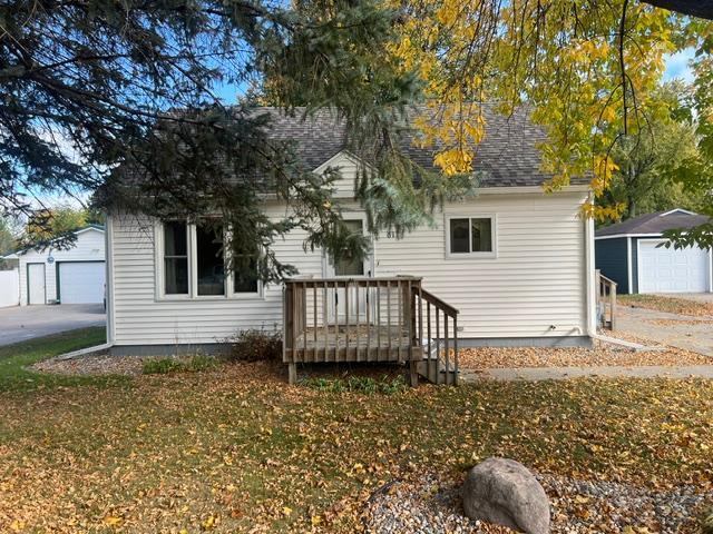 Photo of 611 S Swift Avenue, Litchfield, MN 55355 (MLS # 7160731)