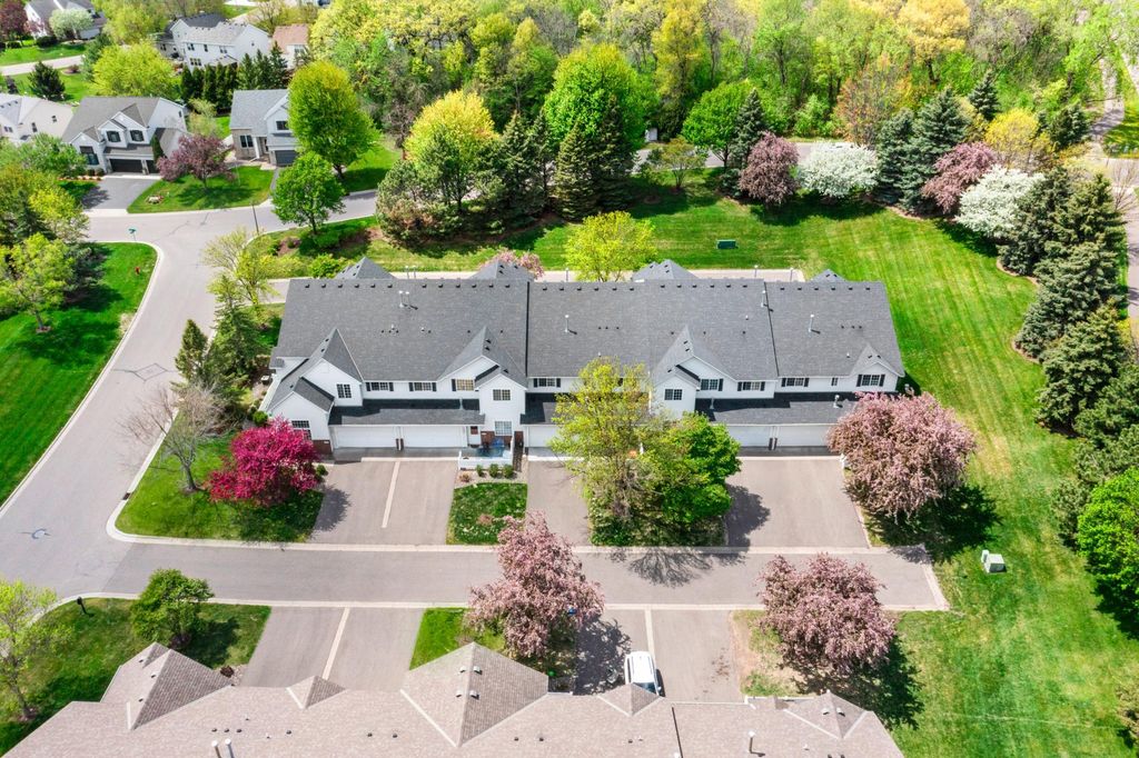 Photo of 3001 Juniper Lane #H, Woodbury, MN 55125 (MLS # 7071711)