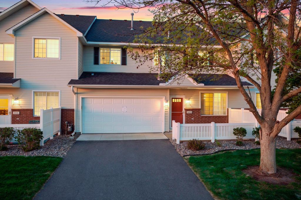 Photo of 3001 Juniper Lane #H, Woodbury, MN 55125 (MLS # 7071711)