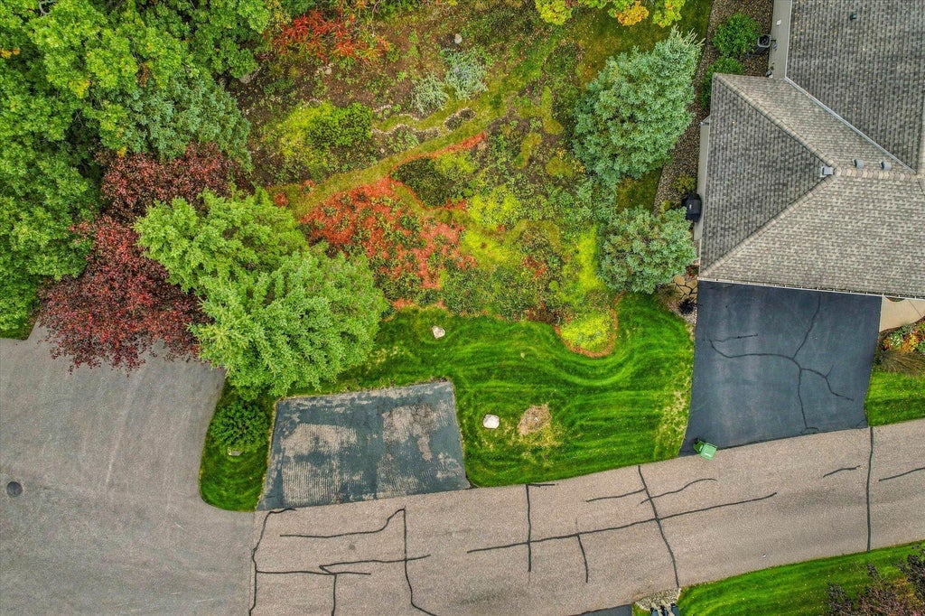 Photo of 5 Summit, North Oaks, MN 55127 (MLS # 7157026)