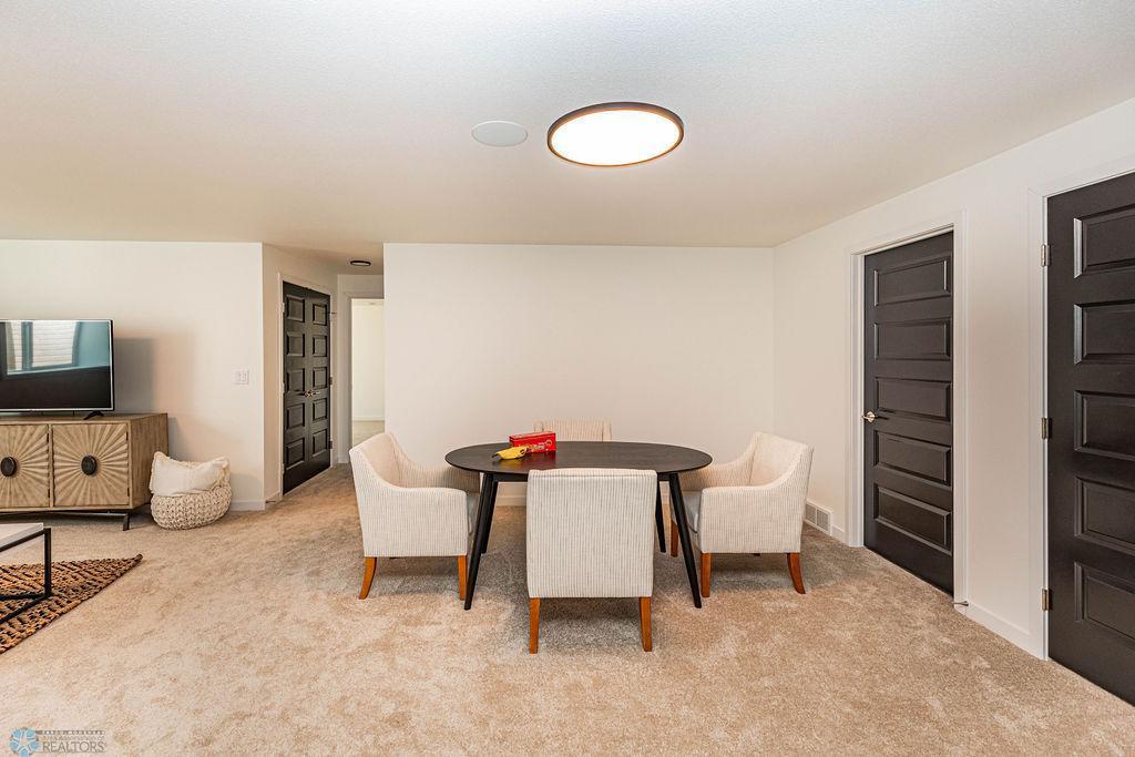 Horace, North Dakota 58047, United States, 4 Bedrooms Bedrooms, ,3 BathroomsBathrooms,Residential,Active,257263