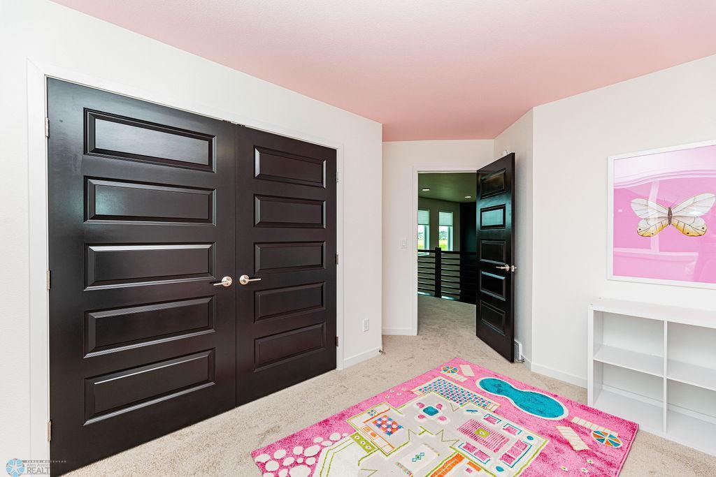 Horace, North Dakota 58047, United States, 4 Bedrooms Bedrooms, ,3 BathroomsBathrooms,Residential,Active,257263